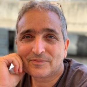 Dr Yossef Av-Gay